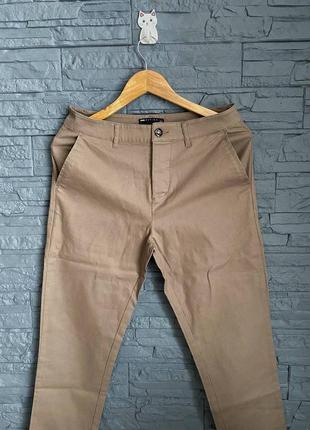 Коричневые брюки asos