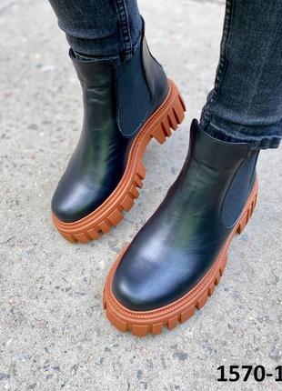 Зимние женские кожаные ботинки челси на меху5 фото