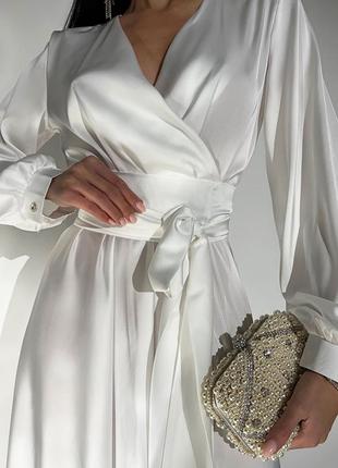 Невероятное шелковое платье макси на запах7 фото