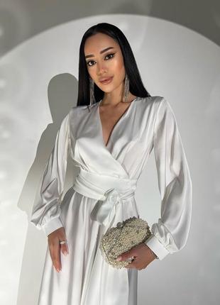 Невероятное шелковое платье макси на запах