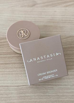 Anastasia beverly hills cream bronzer in sun kissed кремовый бронзер