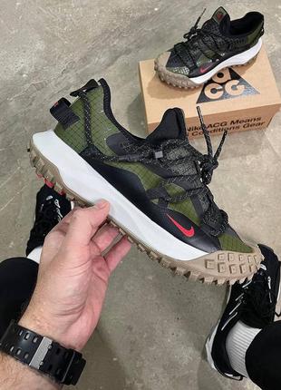 Круті чоловічі кросівки nike acg mountain fly low pilgrim black gore-tex gtx хакі з чорним гортекс