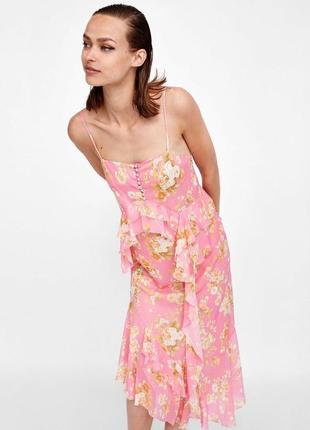Невероятное платье zara розовое с рюшами