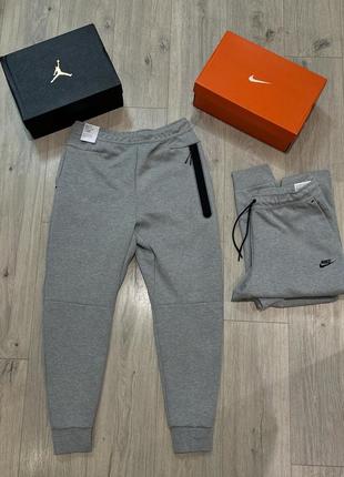 Nike tech fleece,спортивные штаны, cu4495-063 (оригинал!)2 фото