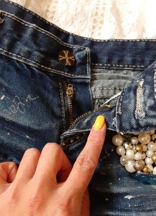 Стильні джинсові шорти ручної роботи з намистинами4 фото