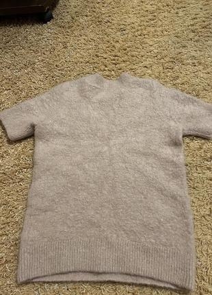 Теплый свитер из альпаки с коротким рукавом бренда cos3 фото