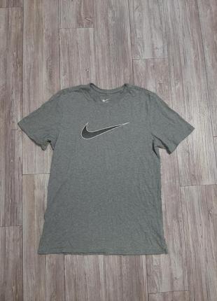 Базовая футболка nike swoosh оригинал