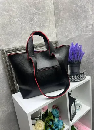 Черная с красным — большая, стильная и элегантная сумка на молнии со вставками2 фото