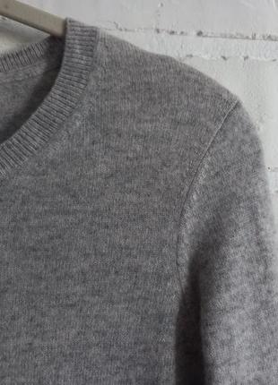 Базовый кашемировый свитер4 фото