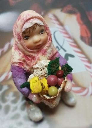Ватная игрушка, игрушка на елочку, девочка с подарками2 фото