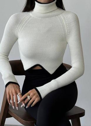 Топ теплий асиметричний