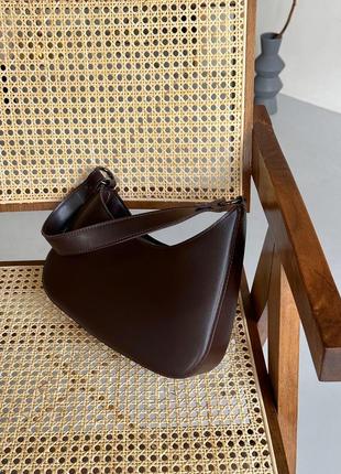 Клатч-багет с асимметрией шоколадный