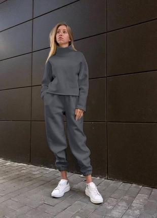 Спортивный костюм3 фото