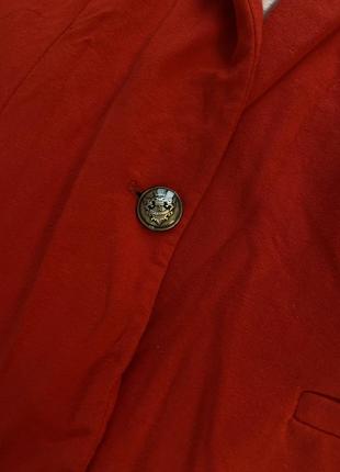 Красный пиджак6 фото