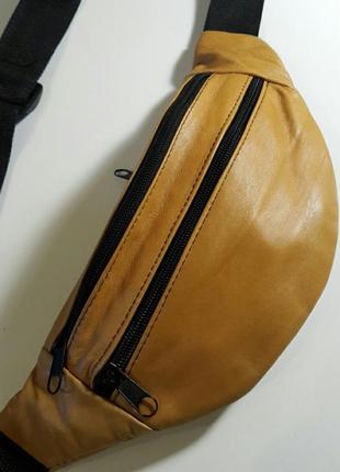 Бананка з натуральної шкіри, шкіряна сумка на пояс на плече1 фото
