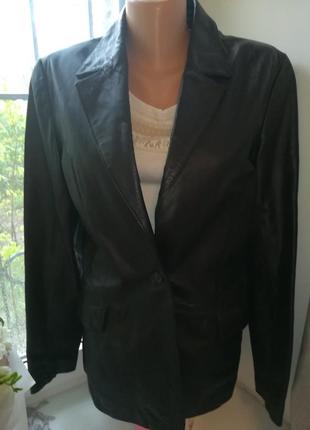 Стильный кожаный пиджак2 фото