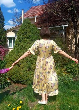 Легкое нарядное платье-миди из итальянского армани-шелка5 фото