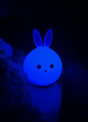 Силиконовый ночной светильник зайка детский led лампа 7 цветов с аккумулятором. подарок, есть опт