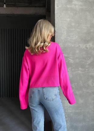 Оригинальный розовый свитер оверсайз кроя из плотного трикотажного полотна, воротником и молнии2 фото