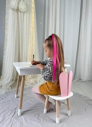 Столик дитячий прямокутний з шухлядою і стільчик зайчик 46х60х45 білий/рожевий (635545)4 фото