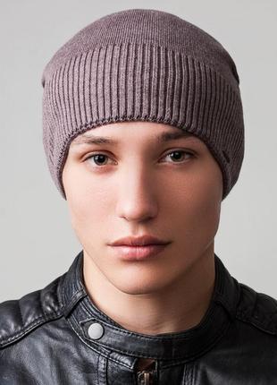 Мужская зимняя шапка с ремешком на флисе4 фото