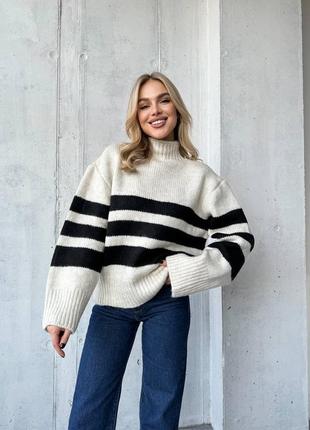 Жіночий светр у смужку2 фото