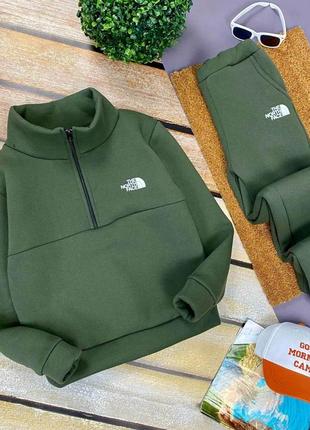 Дитячій спортивний костюм