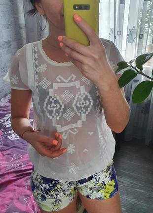 Красивая белая шифоновая блуза размер с-м8 фото