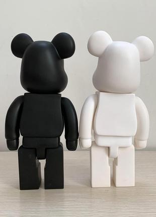 Статуетка bearbrick 400% white 28 см. іграшка дизайнерська беарбрик білий. bearbrick3 фото