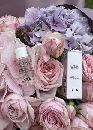 Лосьйон тонік capture totale intensive essence lotion