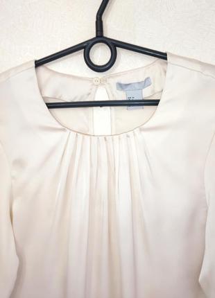 Сатинова блузка вільного крою світло-бежева блуза з довгим рукавом5 фото