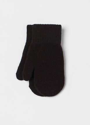 Варежки тонкой вязки для мальчика h&m 0862642-005 2 черный
