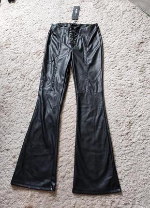 Кожаные брюки клеш