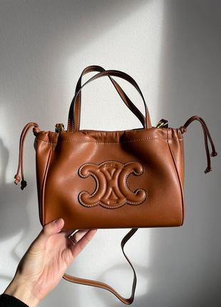 Жіноча сумка celine small cabas drawstring cuir triomphe in smooth calfskin tan brown