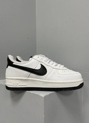 Отличные кроссовки nike air force 1 white black logo(демисезон)