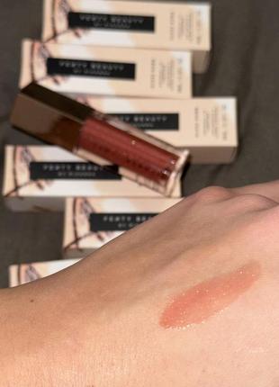 Блиск для губ fenty beauty відтінок fussy4 фото