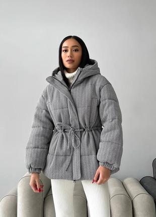 Теплая качественная шерстяная зимняя куртка с поясом2 фото