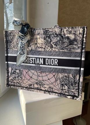 Must-have: dior tote bag9 фото