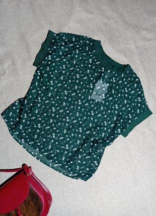 Блуза шифонова вільного крою темно зеленого кольору ,принт дрібні квіточки,данського бренду co'couture