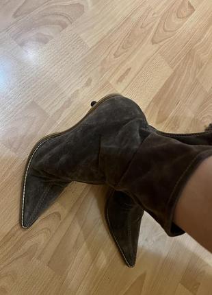 Bally  оригінал розмір 39-40