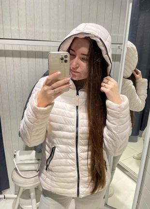 Куртка женская осенняя весенняя розовая с капюшоном