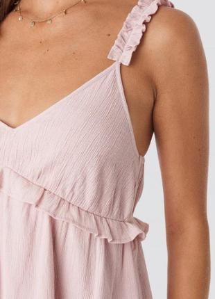 Женское мини-платье с оборками na-kd frilled mini dress rose pink 36 eu4 фото