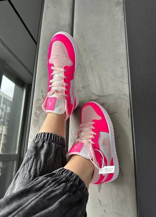 Нереальные женские кроссовки nike air jordan 1 retro high pink неоново-розовые8 фото