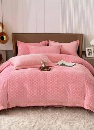 Роскошное постельное белье велюровое,гарные цвета4 фото