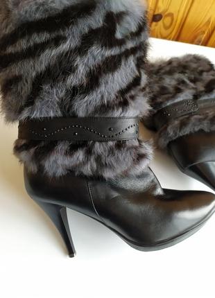 Стильные шикарные зимние черные сапоги на каблуке с мехом , 39размер4 фото