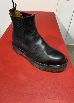 Черевики челсі dr. martens