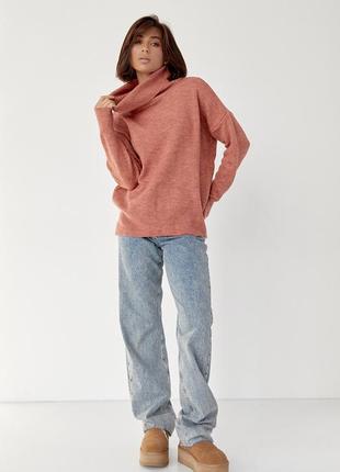 Женский свитер oversize с разрезами по бокам - коралловый цвет, l (есть размеры)3 фото
