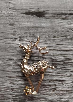 ✨🌟💫 гарна золотиста брошка зі стразами