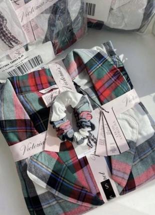 Идея для подарок: фланелевая пижама victoria’s secret (виктория секрет) + подарочный пакетик10 фото