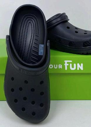 Крокси сабо crocs classic black чорні унісекс хіт продажів усі розміри у наявності